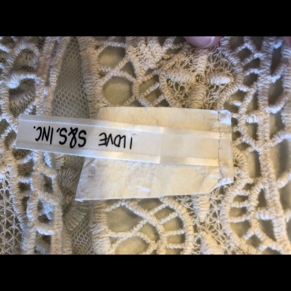 WHITE LACE TOP - Picture 3 of 3